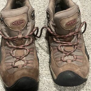 Keen Brown Hiking Boots with Pink Accents
